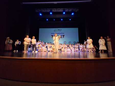 30 let Otroške folklorne skupine Kamenčki; Foto: Občina Sežana